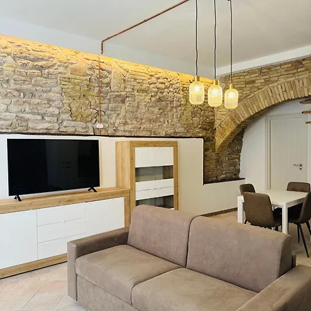 Giulivi Apartment *