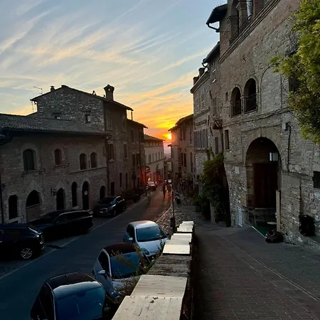 Giulivi *